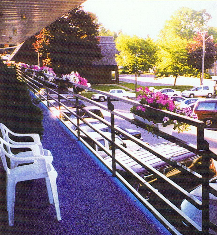Alpine Motel In Heart Of Wisconsin Dells Downtown. Luaran gambar