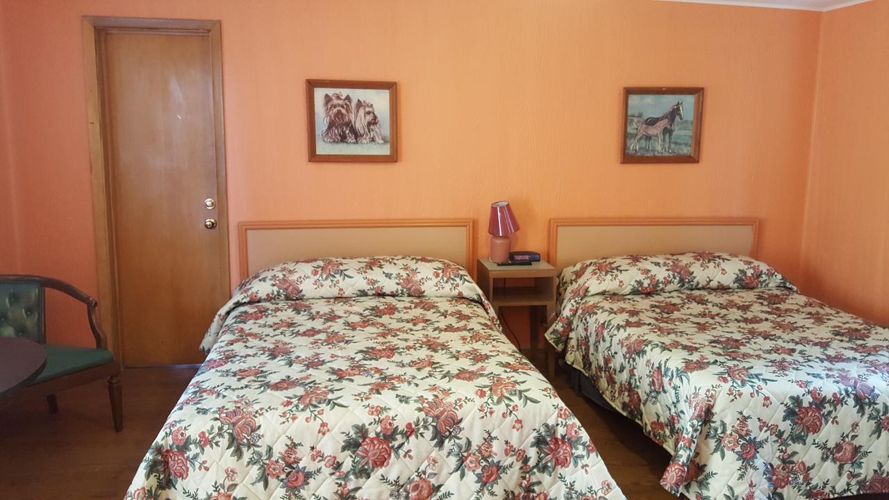 Alpine Motel In Heart Of Wisconsin Dells Downtown. Luaran gambar